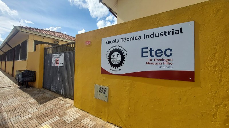 Termina na terça (9) prazo para pedir redução da taxa do Vestibulinho das Etecs