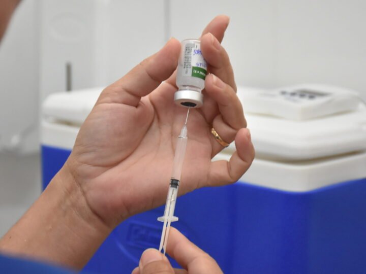 Em Botucatu, 1.100 doses da vacina contra a gripe foram aplicadas em mutirão