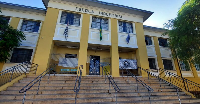 Vestibulinho das Etecs oferece redução de 50% da taxa de inscrição