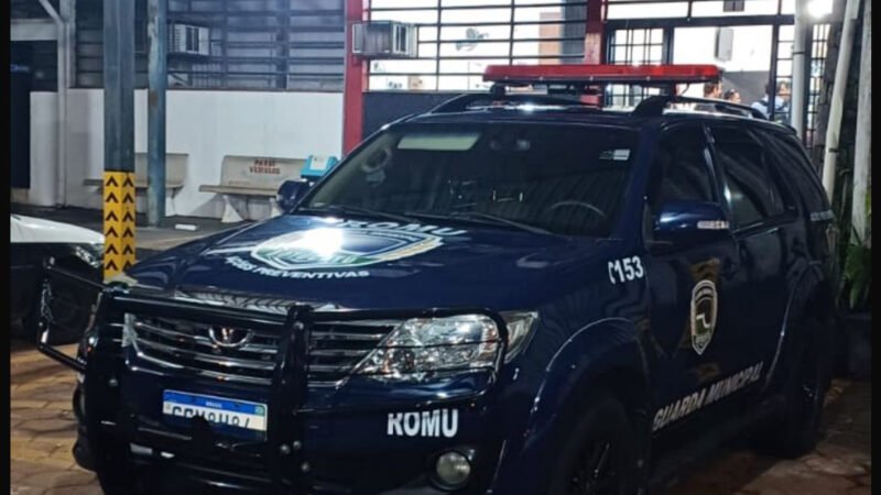 Homem é preso após furtar loja e quebrar a perna