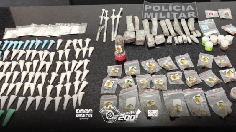 Traficante joga bolsa com drogas em casa vizinha para escapar de flagrante