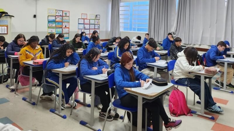 Alunos da rede de ensino municipal de Botucatu participam de Olimpíada de Matemática
