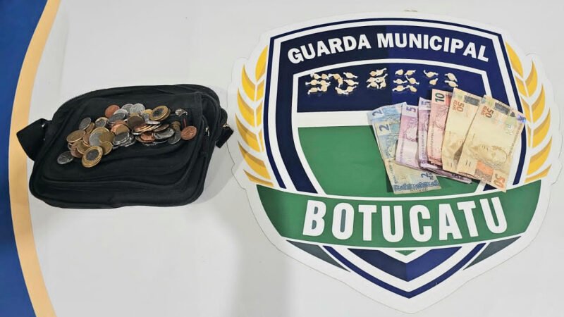 Motorista de aplicativo flagrado levando drogas para “biqueira”