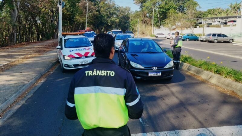 Agentes atuam com bloqueios educativos na Semana Nacional de Trânsito