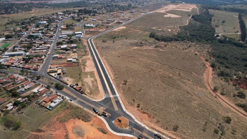 Obras em avenida de acesso ao Parque Cidade próximas de conclusão