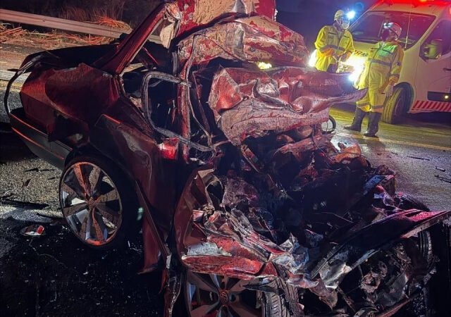 Colisão entre carro e bitrem deixa um morto na região