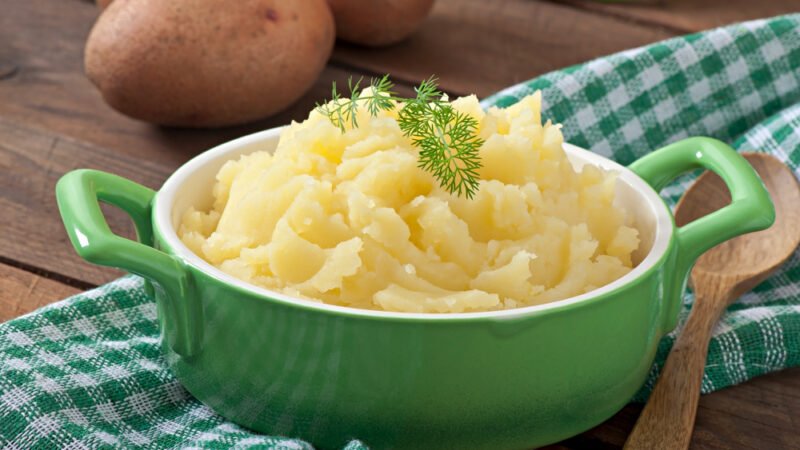Como o modo de preparo da batata influencia nos benefícios à saúde
