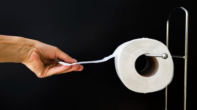 Conheça os hábitos que ajudam a causar e evitar  problemas com hemorroidas