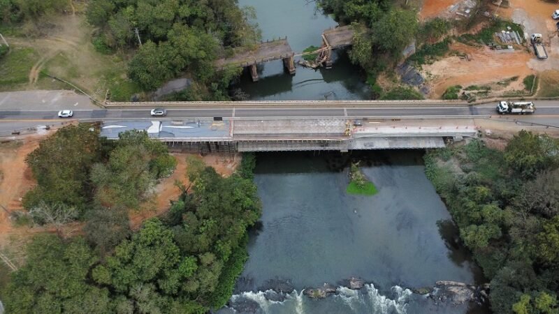 Concessionária prossegue com obras na Rondon, efetuando operações Pare e Siga