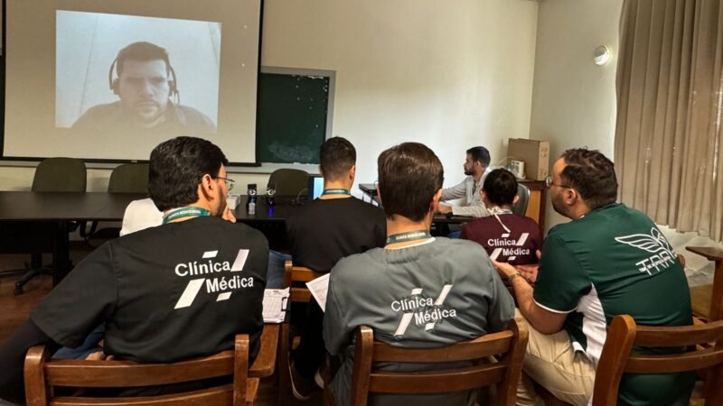 HC de Botucatu implanta projeto de TeleUTI na Santa Casa de São Manuel