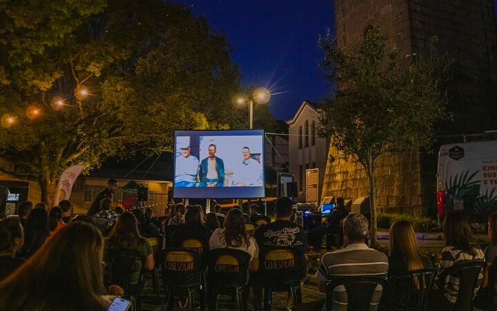 Região terá exibição de filmes em projeto de cinema itinerante