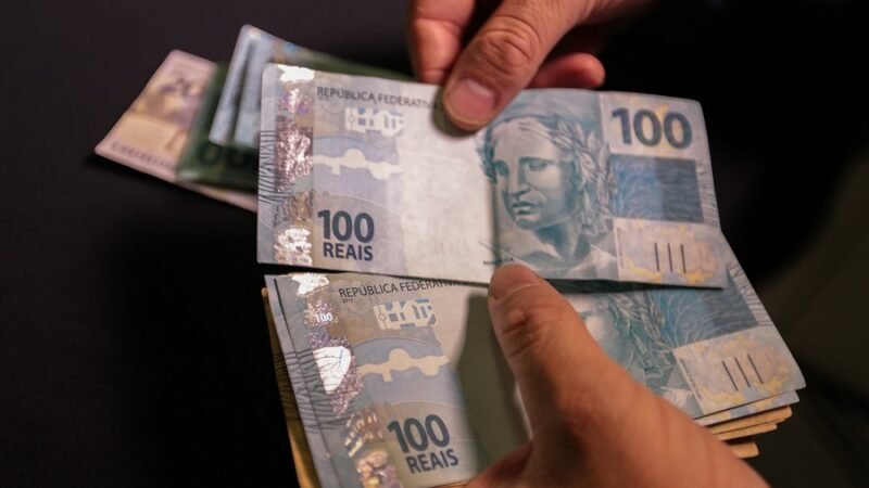 Lote extra do Abono Salarial é pago neste sábado (15)