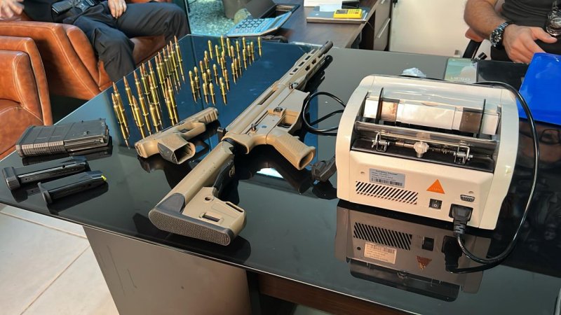 Polícia deflagra operação contra tráfico e lavagem de dinheiro