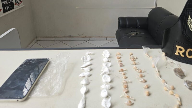 Traficante tenta se esconder em mercado para escapar de flagrante