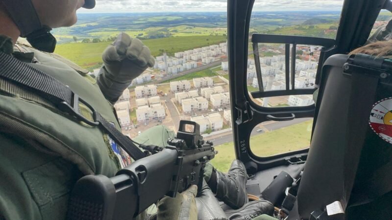Operação combate tráfico de drogas no Cachoeirinha