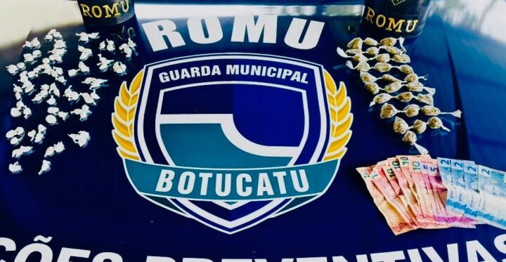 Mulher desperta suspeita e acaba presa por vender drogas