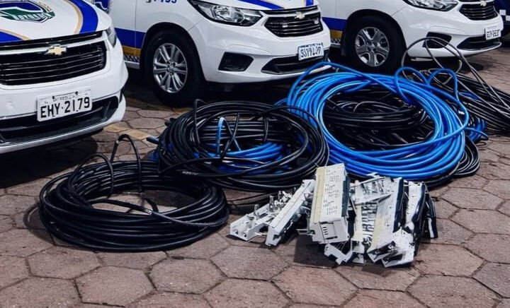 GCM frustra tentativa de furtos de cabos elétricos em residencial