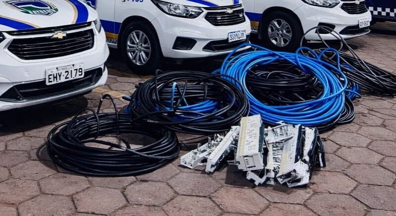 GCM frustra tentativa de furtos de cabos elétricos em residencial