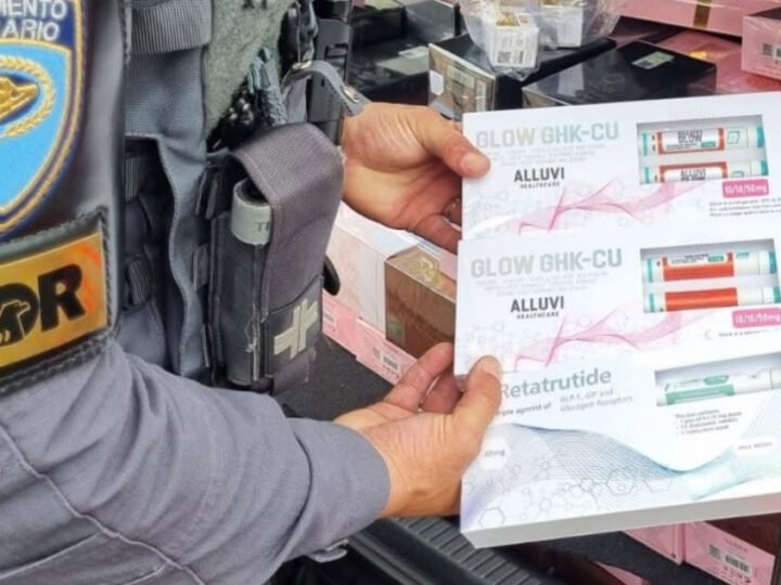 Polícia apreende carga de medicamentos e perfumes contrabandeados