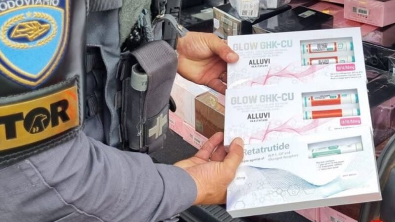 Polícia apreende carga de medicamentos e perfumes contrabandeados