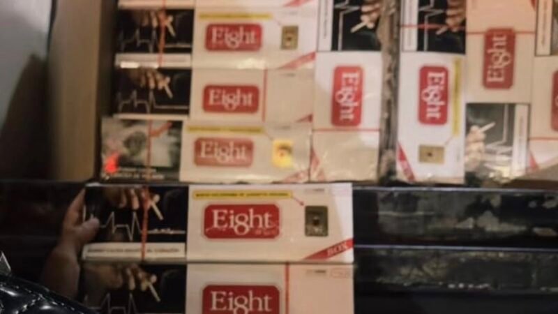 PM flagra caminhão carregado com cigarros contrabandeados