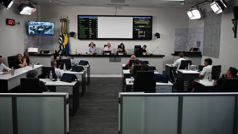 Câmara de Botucatu aprova nome de rua e 30 requerimentos