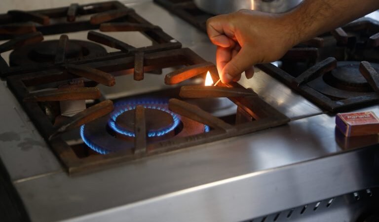 Lei torna permanente programa Gás do Povo