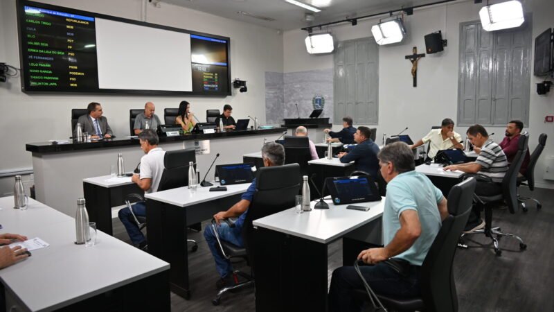 Vereadores aprovam criação de novos cargos na Câmara de Botucatu