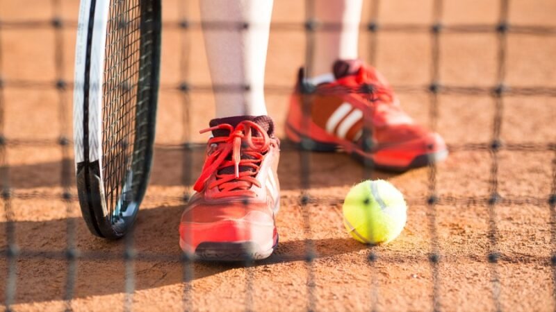 Projeto abre inscrições para aulas gratuitas de tênis