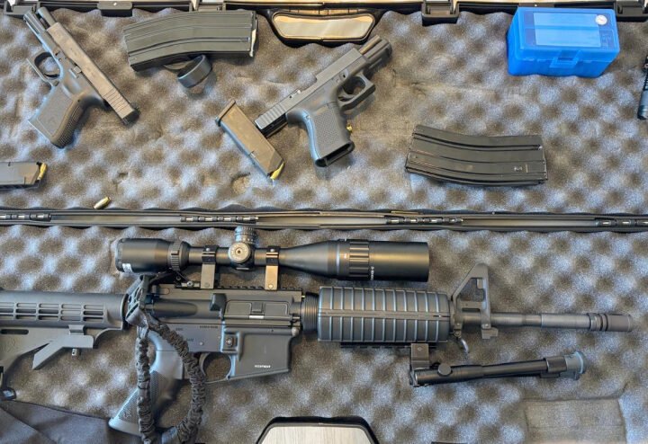 Arsenal apreendido em casa de CAC após denúncia de violência doméstica