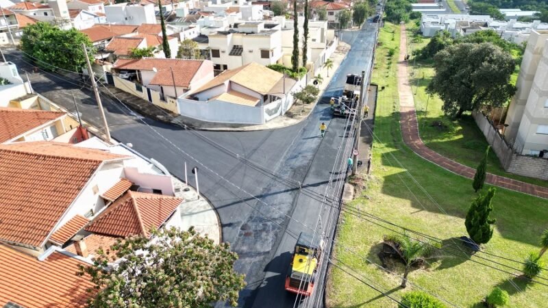Recape asfáltico tem início na região Norte de Botucatu