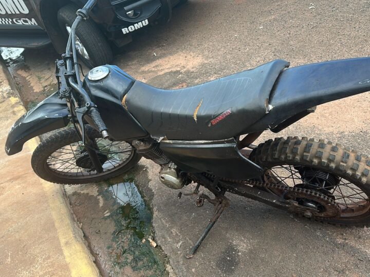 Adolescente flagrado conduzindo motocicleta adulterada