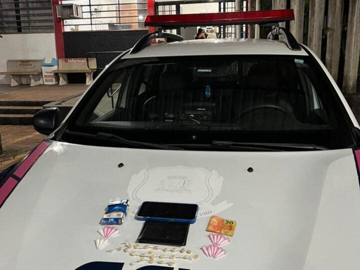 GCM detém homem que traficava em passarela