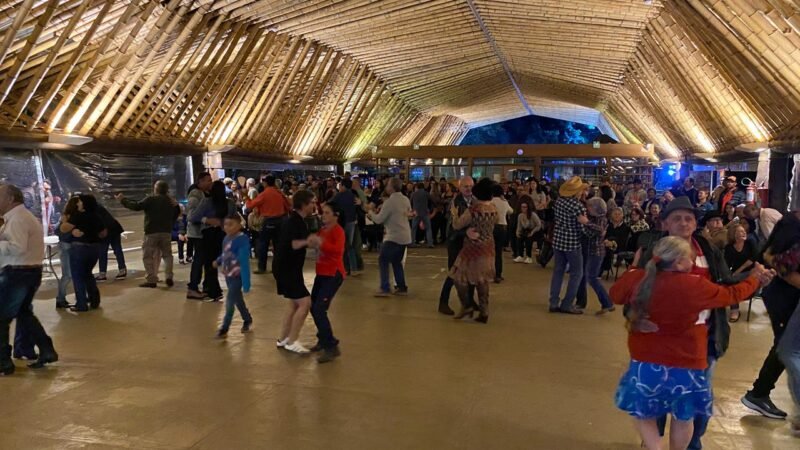 Centro Max Feffer, em Pardinho, reabre ao público após revitalização