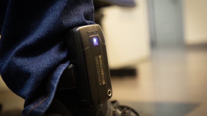 SP ampliará monitoramento por tornozeleira eletrônica para agressores de mulheres