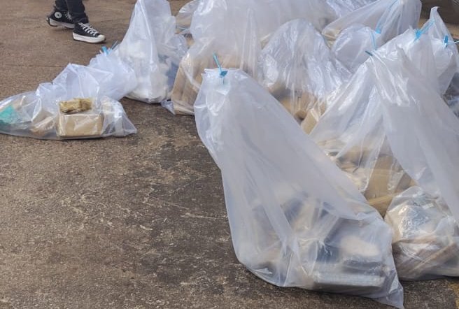 Polícia Civil incinera mais de 300 quilos de drogas em Botucatu