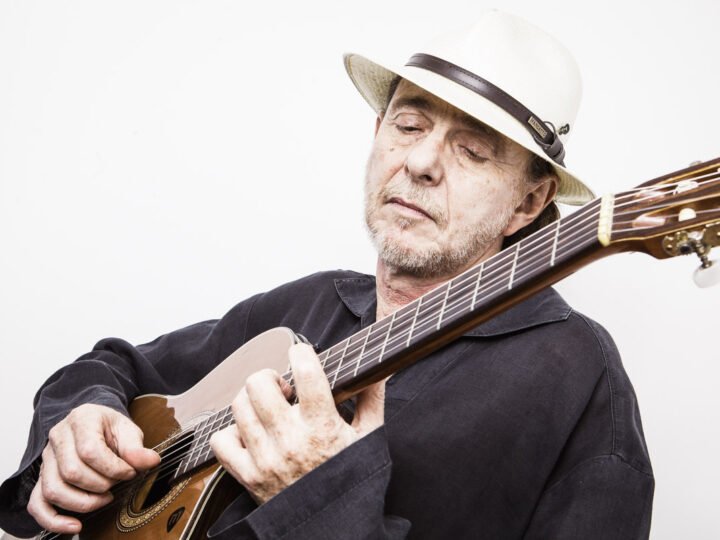 Jean Garfunkel revisita carreira com show gratuito no Lageado