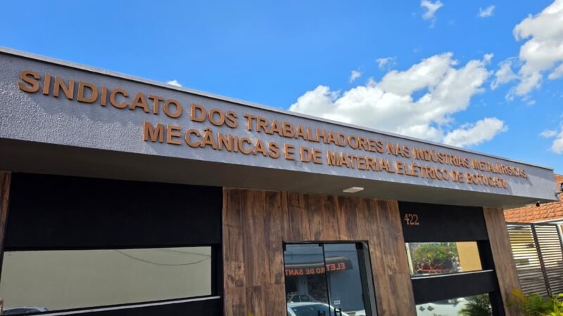Sindicato dos Metalúrgicos de Botucatu abre debate sobre uso de celular nas indústrias