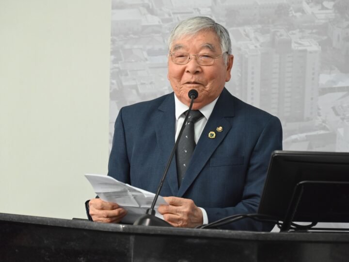 Julio Nakagawa recebe Título de “Cidadão Botucatuense”