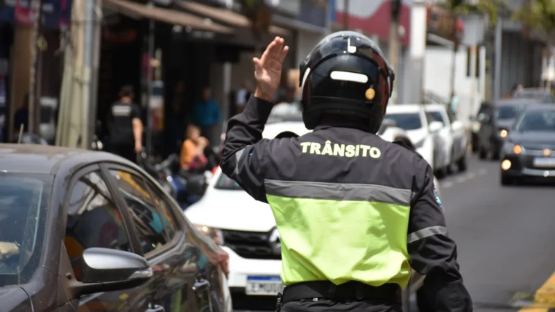 Agentes de trânsito completam um ano de atuação nas ruas de Botucatu