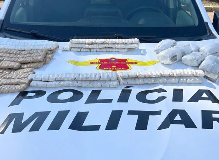 PM flagra bolivianos com drogas em ônibus na Castello Branco