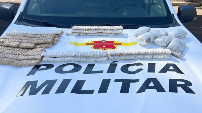 PM flagra bolivianos com drogas em ônibus na Castello Branco