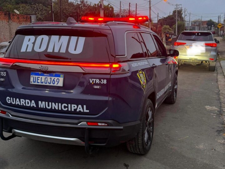 GCM recupera carro com queixa de roubo