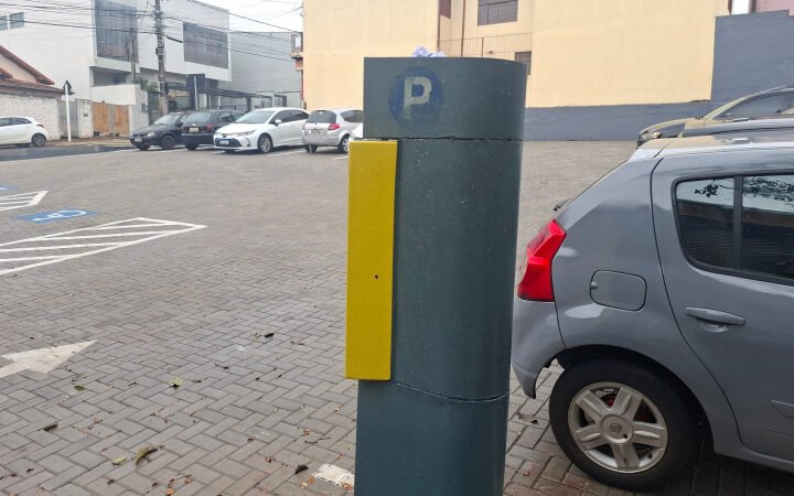 Estacionamento no “Mercadão” será cobrado a partir de segunda-feira (15)
