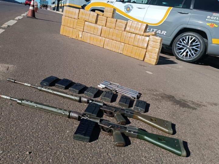 Polícia apreende drogas e fuzis que seriam entreguem em Botucatu