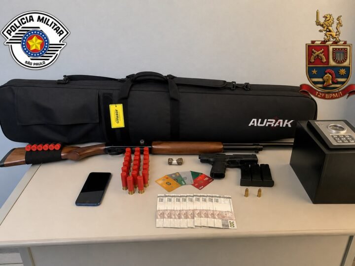 PM apreende armas e munições em ação contra o tráfico