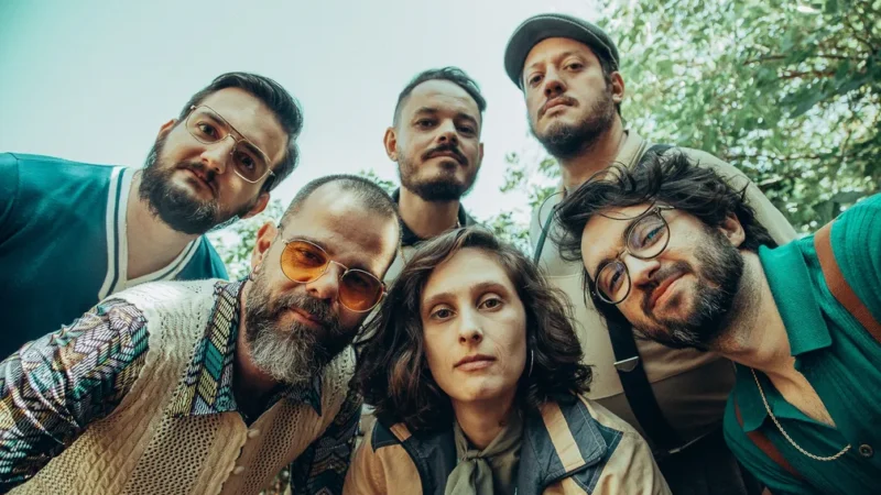 Banda Caramelows faz show na Estação Ferroviária neste sábado (11)