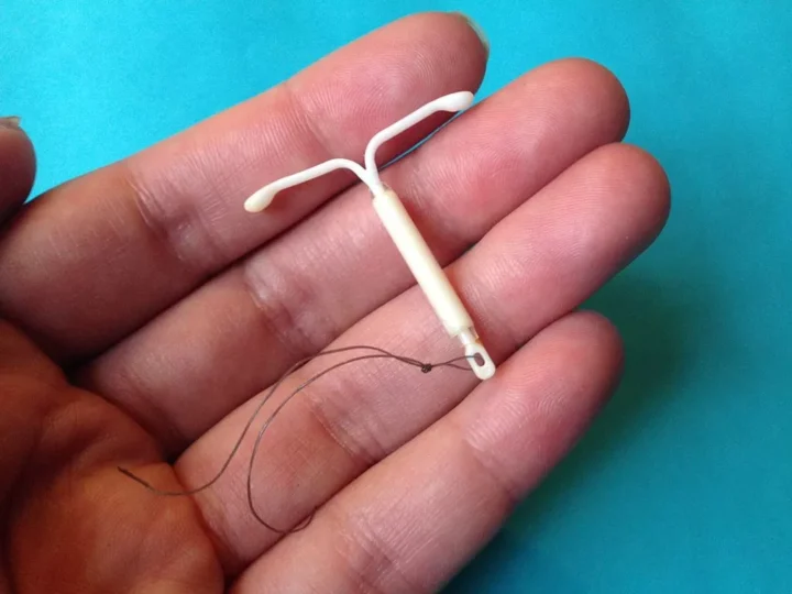 Comissão aprova ampliação de acesso gratuito a implantes contraceptivos
