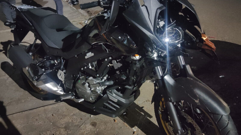 Motociclista morre ao sofrer queda em avenida