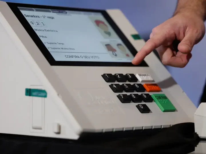 Termina na quinta-feira prazo para solicitação de voto em trânsito